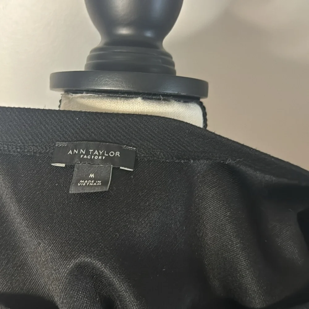 ***Ann Taylor Factory Women’s Black Boat Neck 3/4 Sleeve Top Sz M - Picture 4 of 5